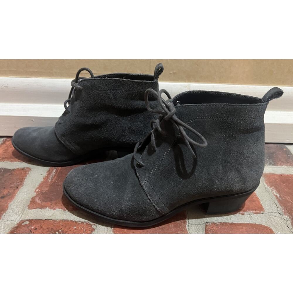 Vionic Andi Gray Suede Lace Up Ankle Booties Size 7.5